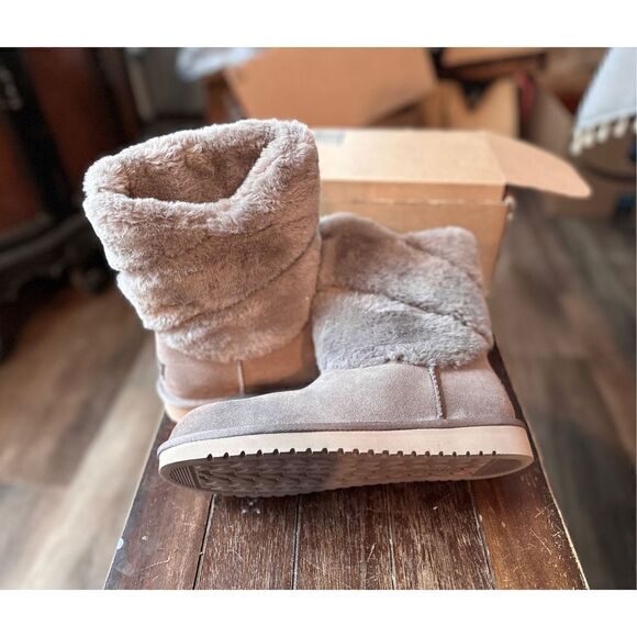 Koolaburra by UGG Women's Dezi Short Mid Calf Boot - Picture 6 of 8